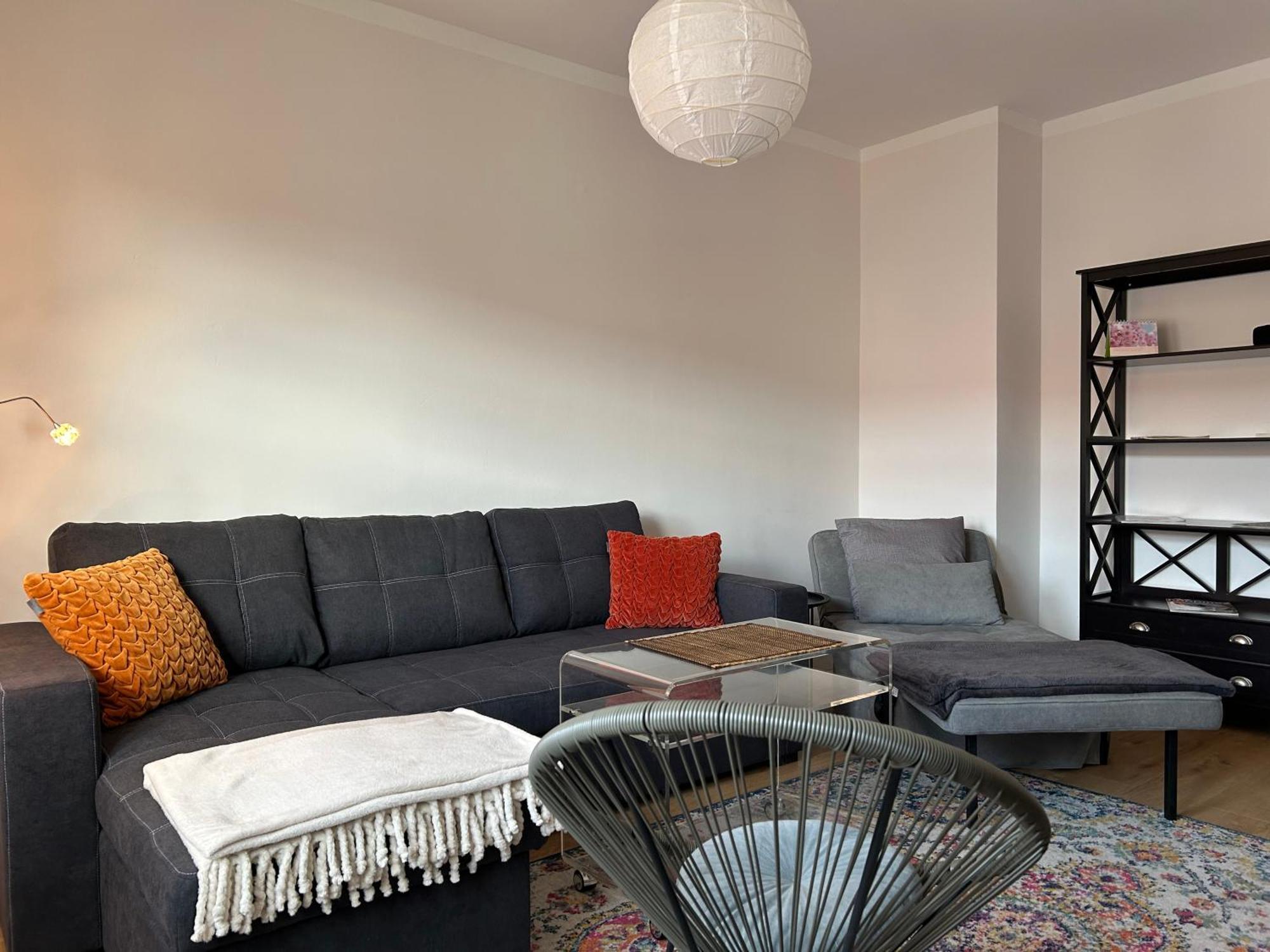 Schoene Neue 4 Zimmer Wohnung Mit Sued-Balkon Bis 8 Personen Naumburg  Exteriör bild
